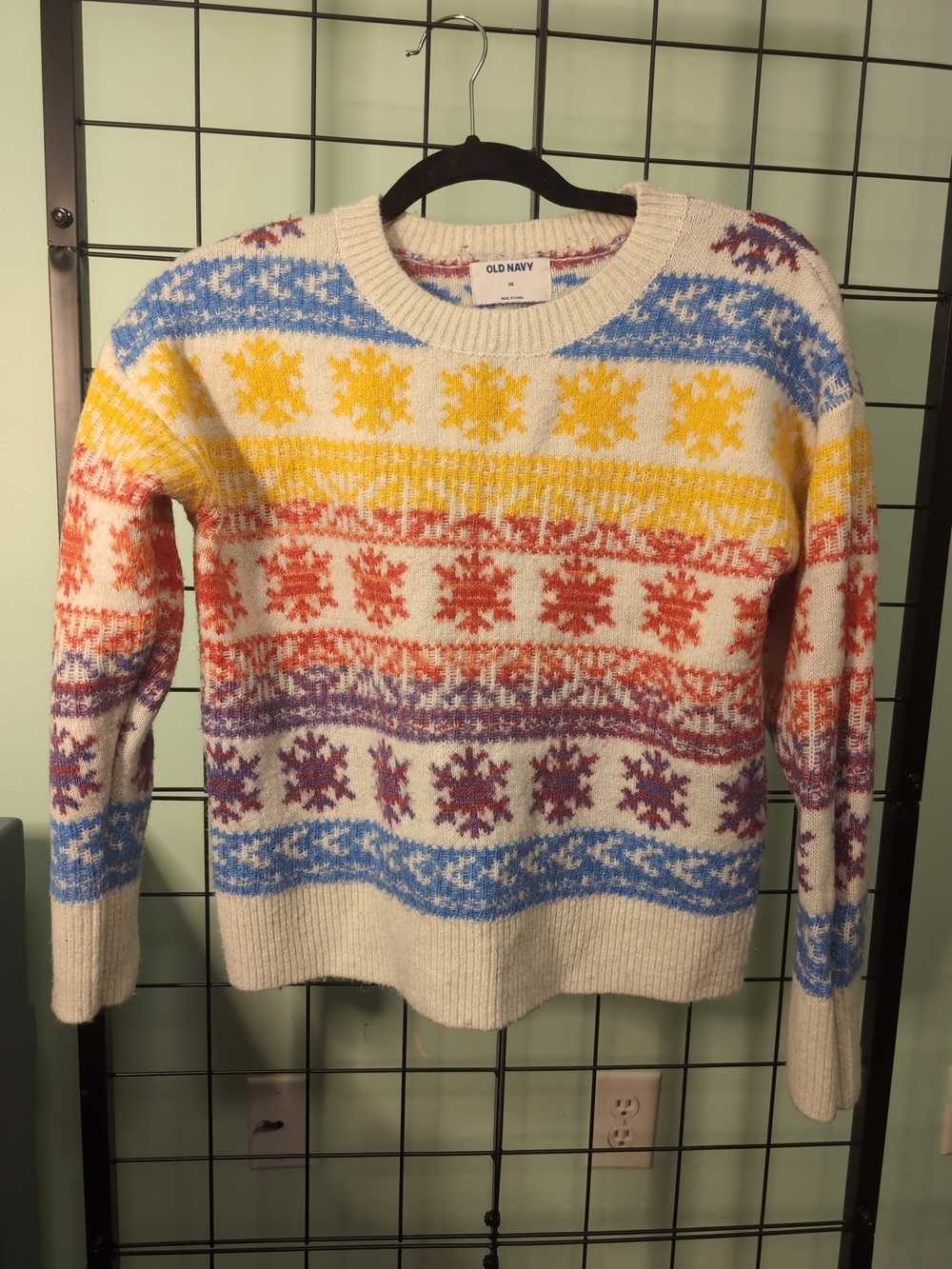 Old Navy Women's Cream Multicolor Fair Isle Sweater